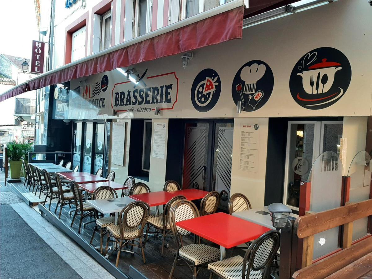 瓦隆蓬达克 瓦隆帕萨热宾馆酒店 外观 照片